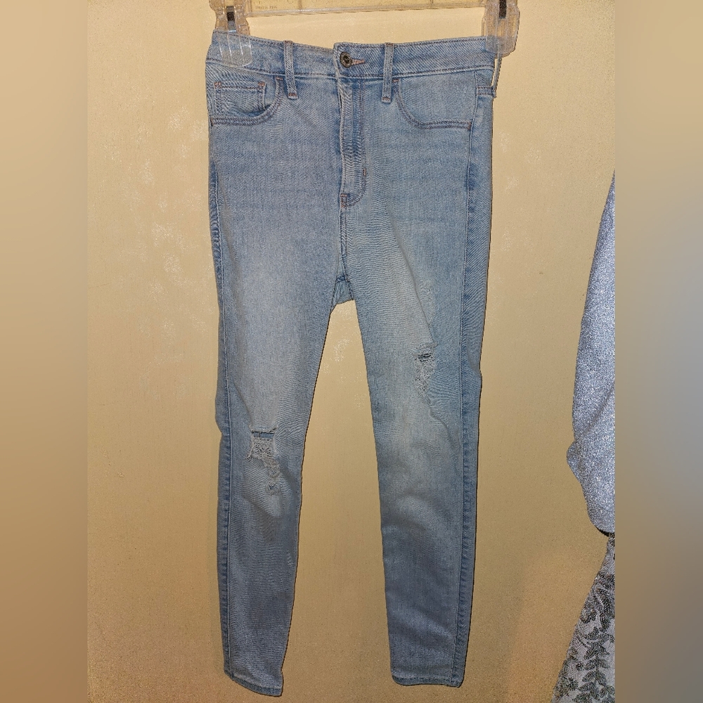 Hollister skinny jeans